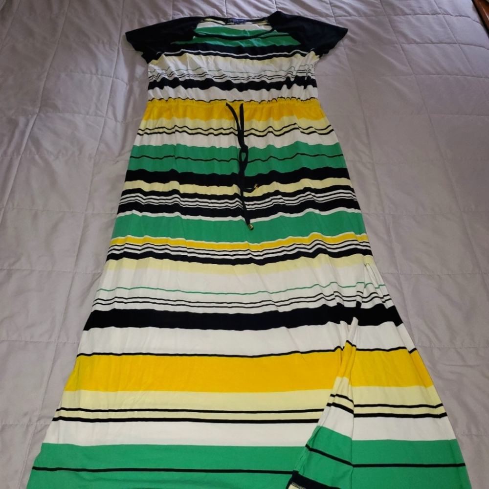 Striped, short sleeved maxi dress